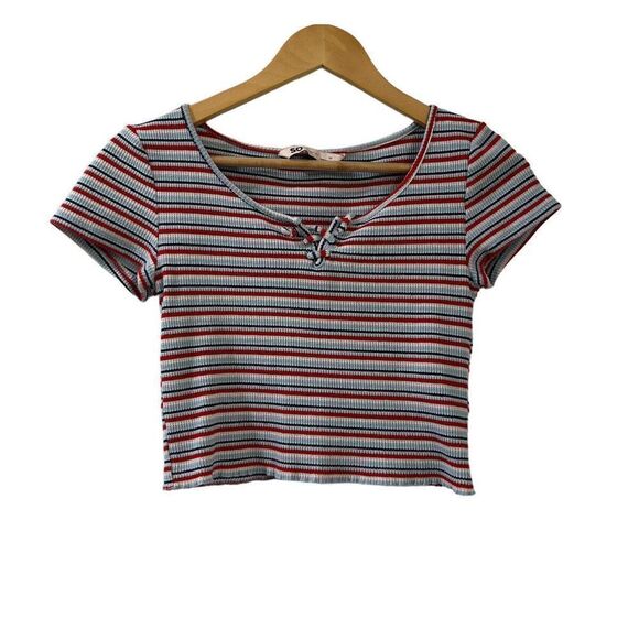 Ladies SO Brand  Short sleeve cropped Top Striped, Size Medium Womens Juniors - Picture 1 of 4